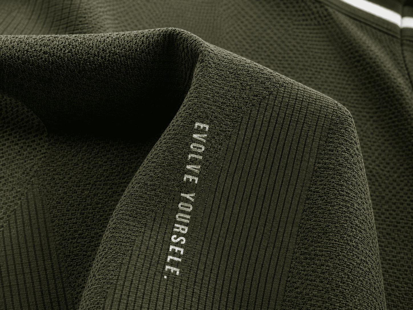 Apex 01 Performance Tee - Forest fabric detail